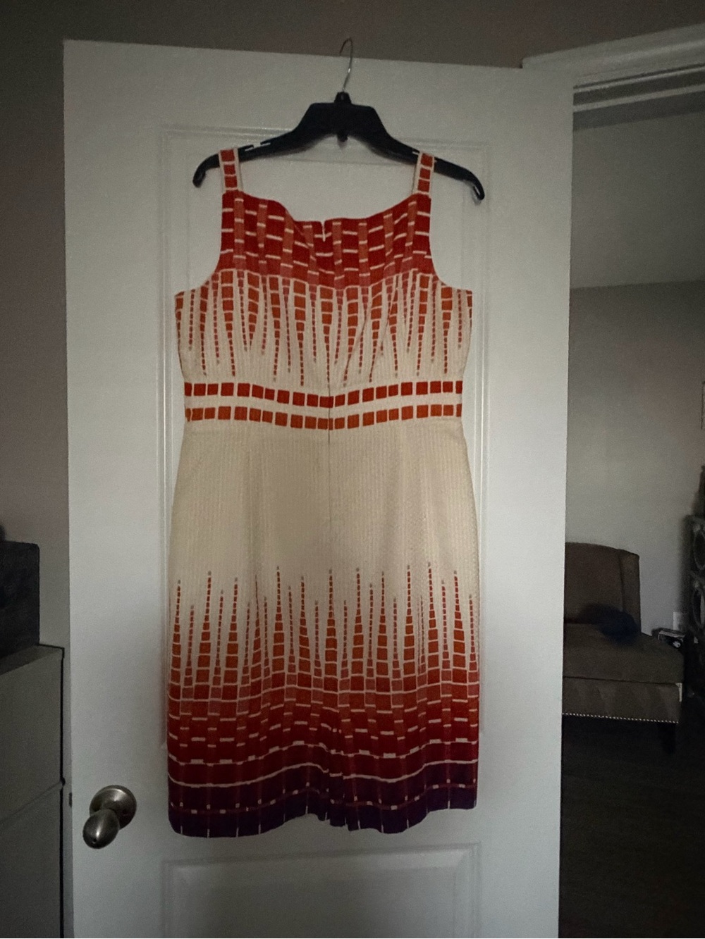 Jones New York Cream to Orange Gradient Sleeveless Midi Dress
